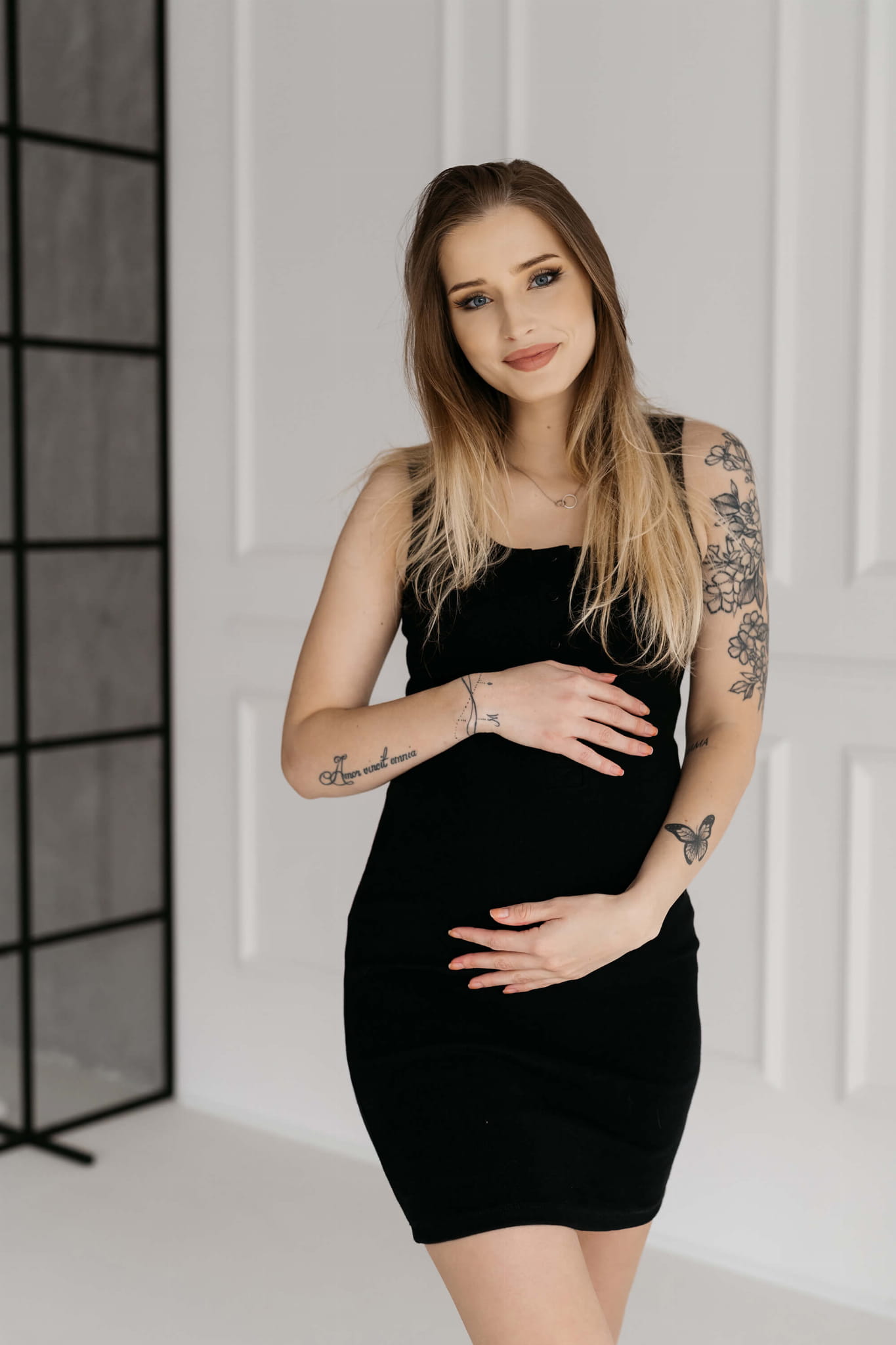 forema egkymosinis babyllama mauro me koumpia Φόρεμα Εγκυμοσύνης με κουμπιά Black - Image 2