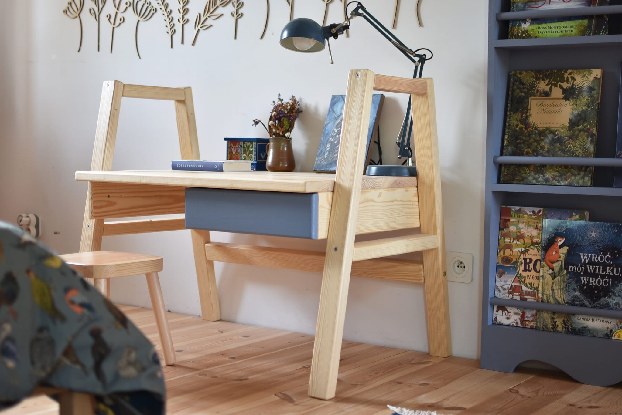 biurko-drewniane-dla-dziecka-Bambooko Γραφείο που μεγαλώνει μαζί με το παιδί - Image 6