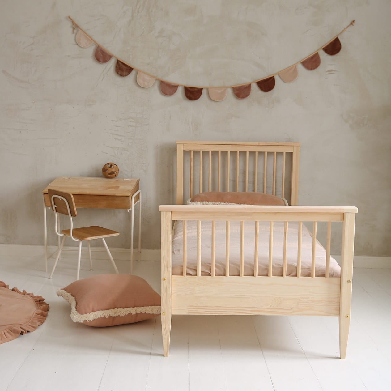 image00092-crop Boho with rung rail κρεβάτι από μασίφ ξύλο - Image 2