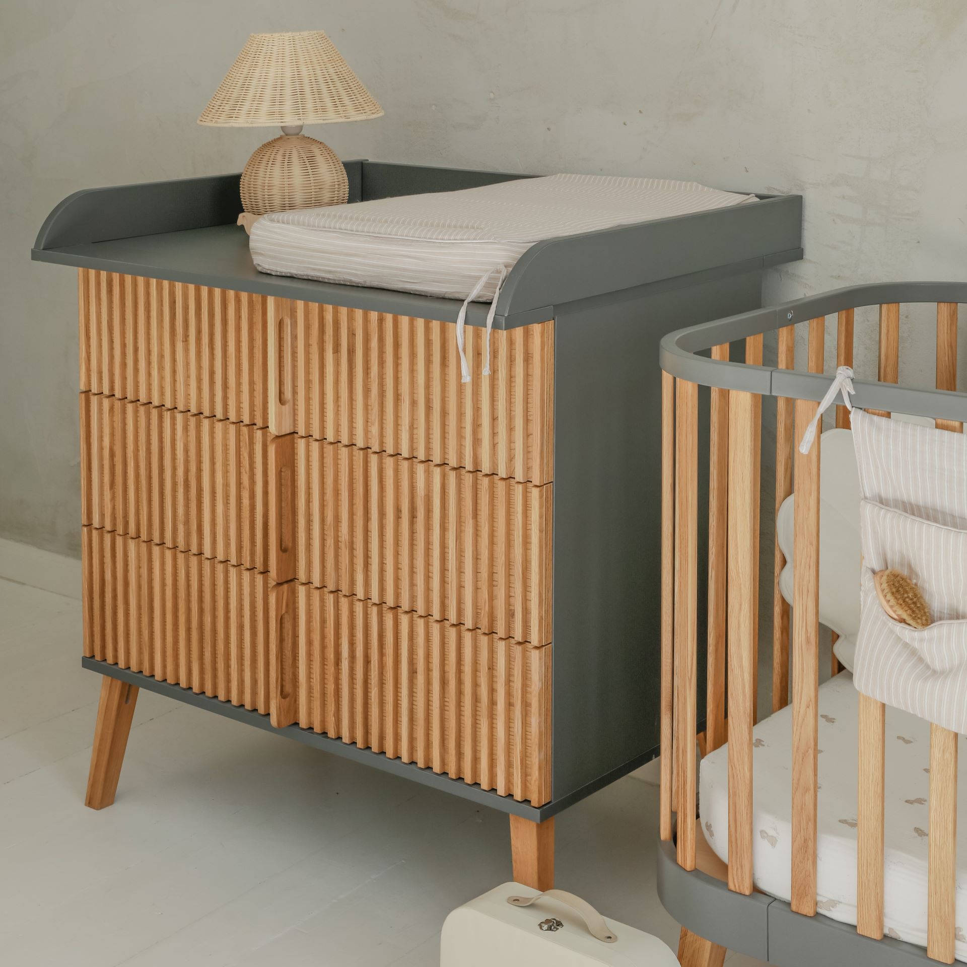 Komoda-Bambi-Mundo-12 Συρταριέρα Bambi Mundo - Image 3