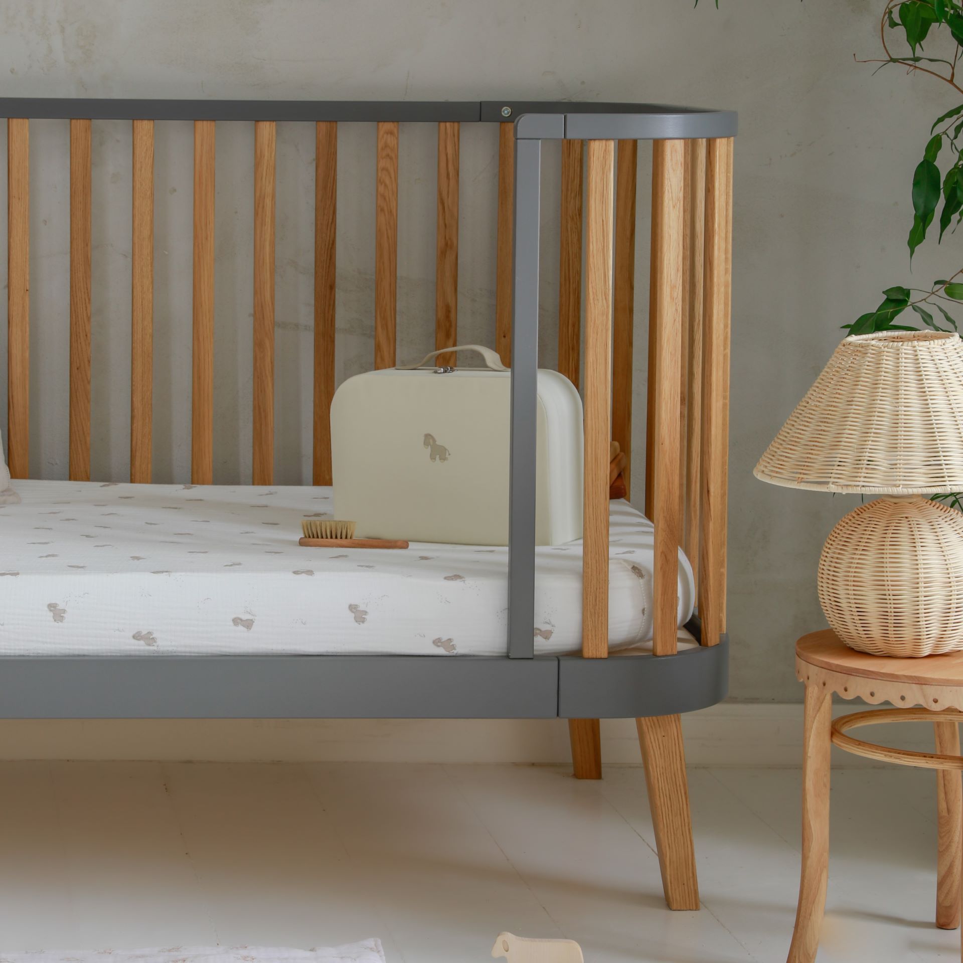 Lozeczko-niemowlece-Bambi-Mundo--6 Κούνια Bambi Mundo 140x70εκ. - Image 2