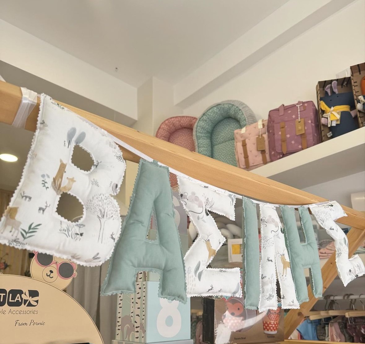 0-02-05-98b30e0e16c8d544f6558e5349ee9a135f770defc1ef0c6c4472801ceed3896e_79cf9b52eb4b5a83 Γιρλάντα με Όνομα - Image 13