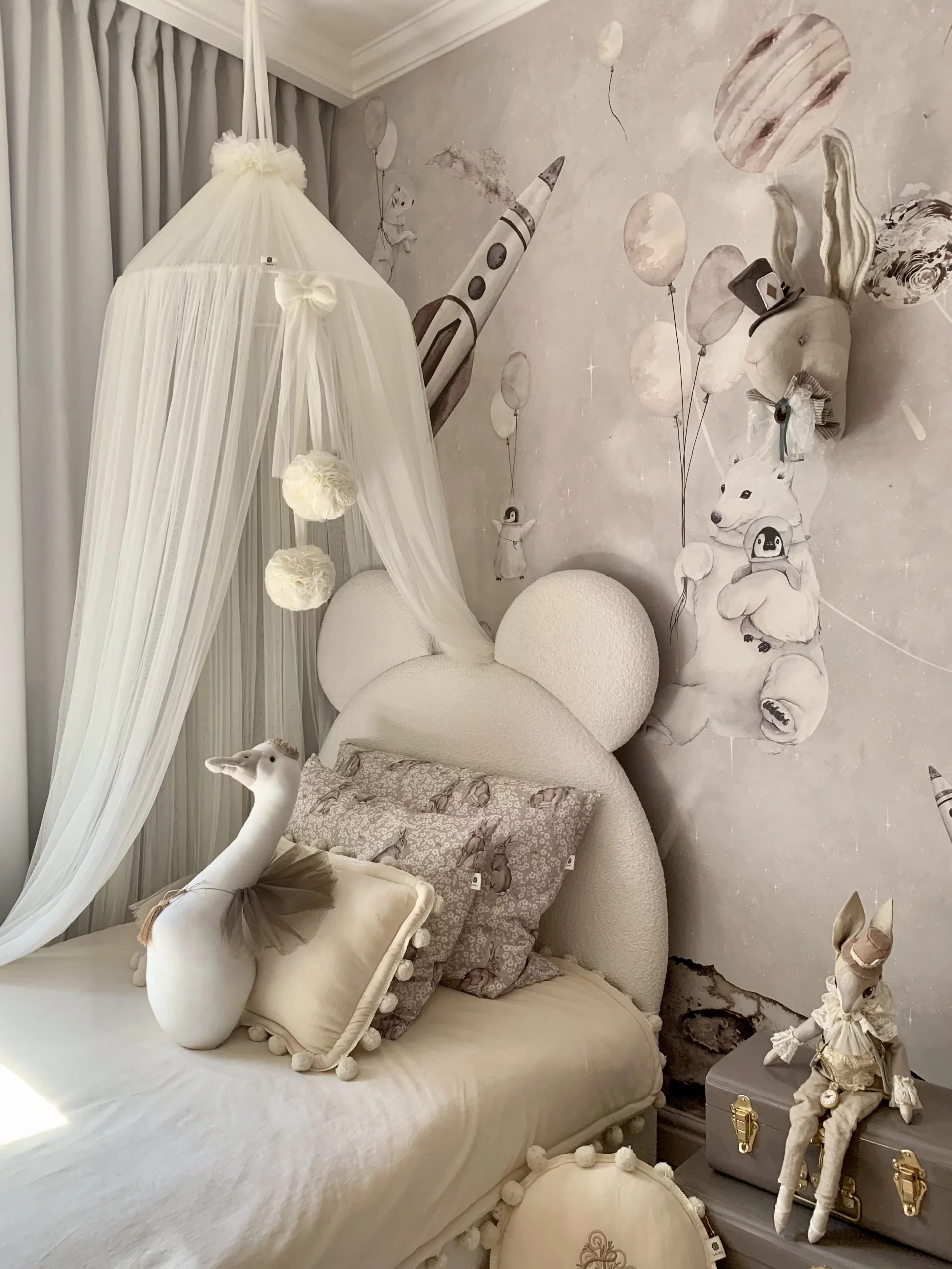 IMG_8063-scaled Τούλινο Canopy με πομ πον - Image 11