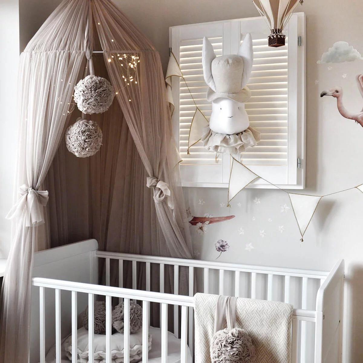 bajeczny-baldachim-1-1 Τούλινο Canopy με πομ πον - Image 18