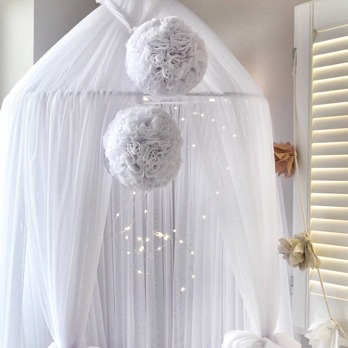 bajeczny-baldachim-12-1 Τούλινο Canopy με πομ πον - Image 26