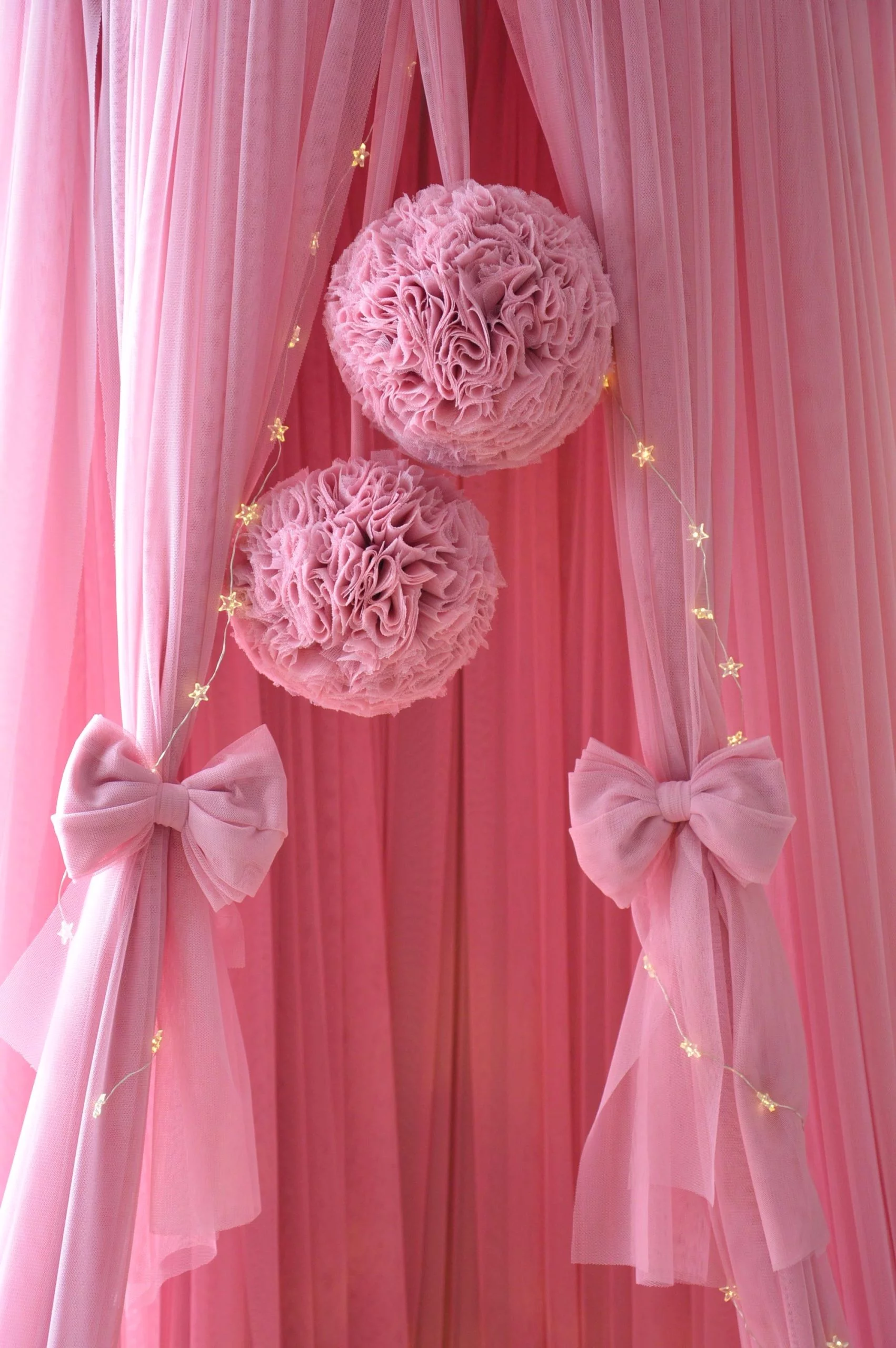 image00015-scaled Τούλινο Canopy με πομ πον - Image 8