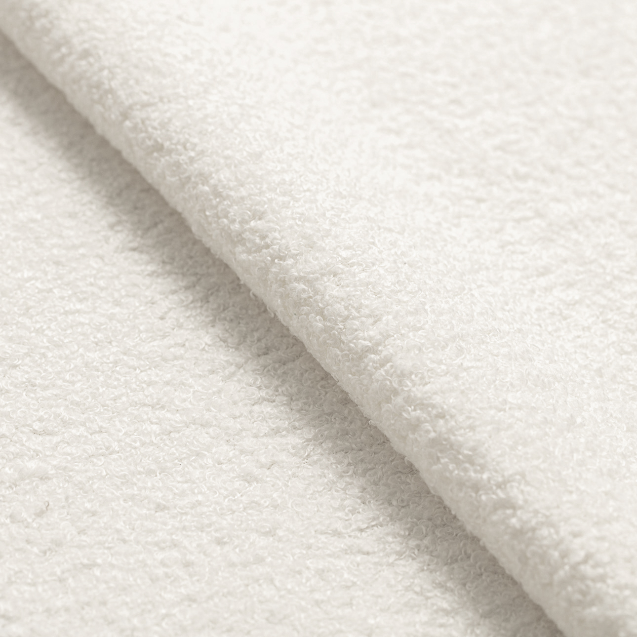 prop1290 (1) Mia Flower Cushion - Image 17