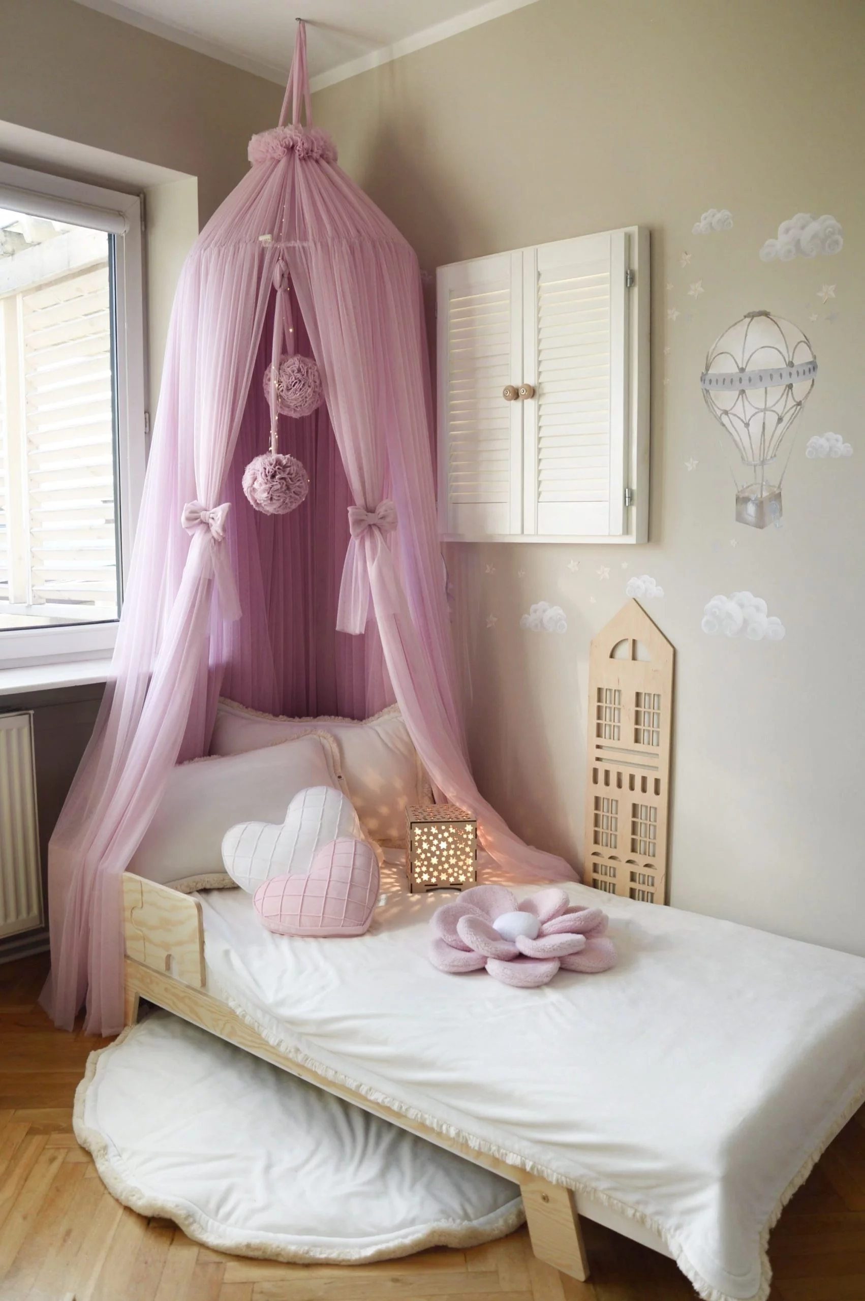 roz-scaled Τούλινο Canopy με πομ πον - Image 6