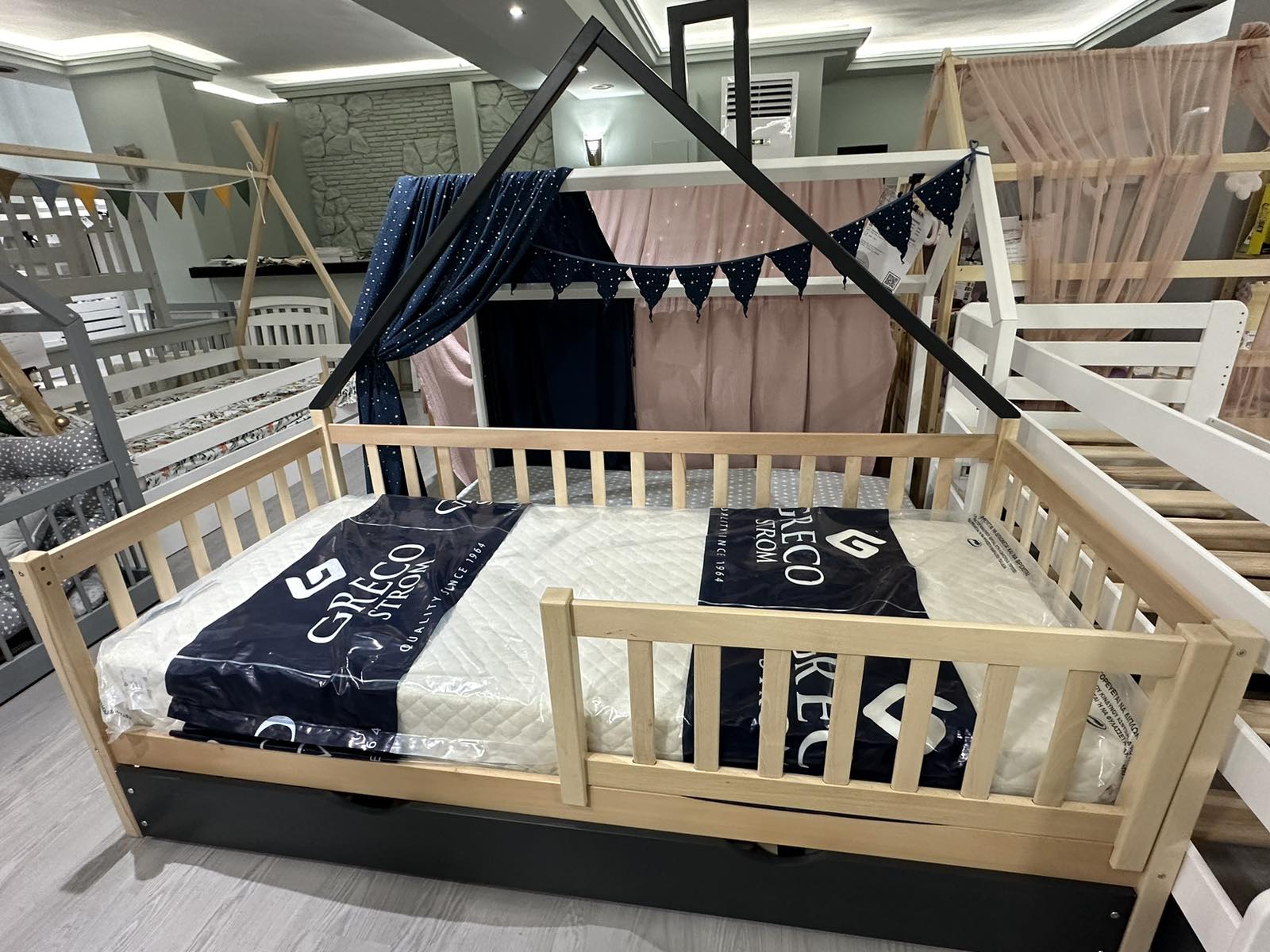 0-02-05-c9085fcef6835a20a2f9678ac1102b603e04eb065368763adc814f8e793da1a3_b14bc75ca4180051 Κρεβάτι Marco μασίφ οξιά με αφαιρούμενη σκεπή - Image 4