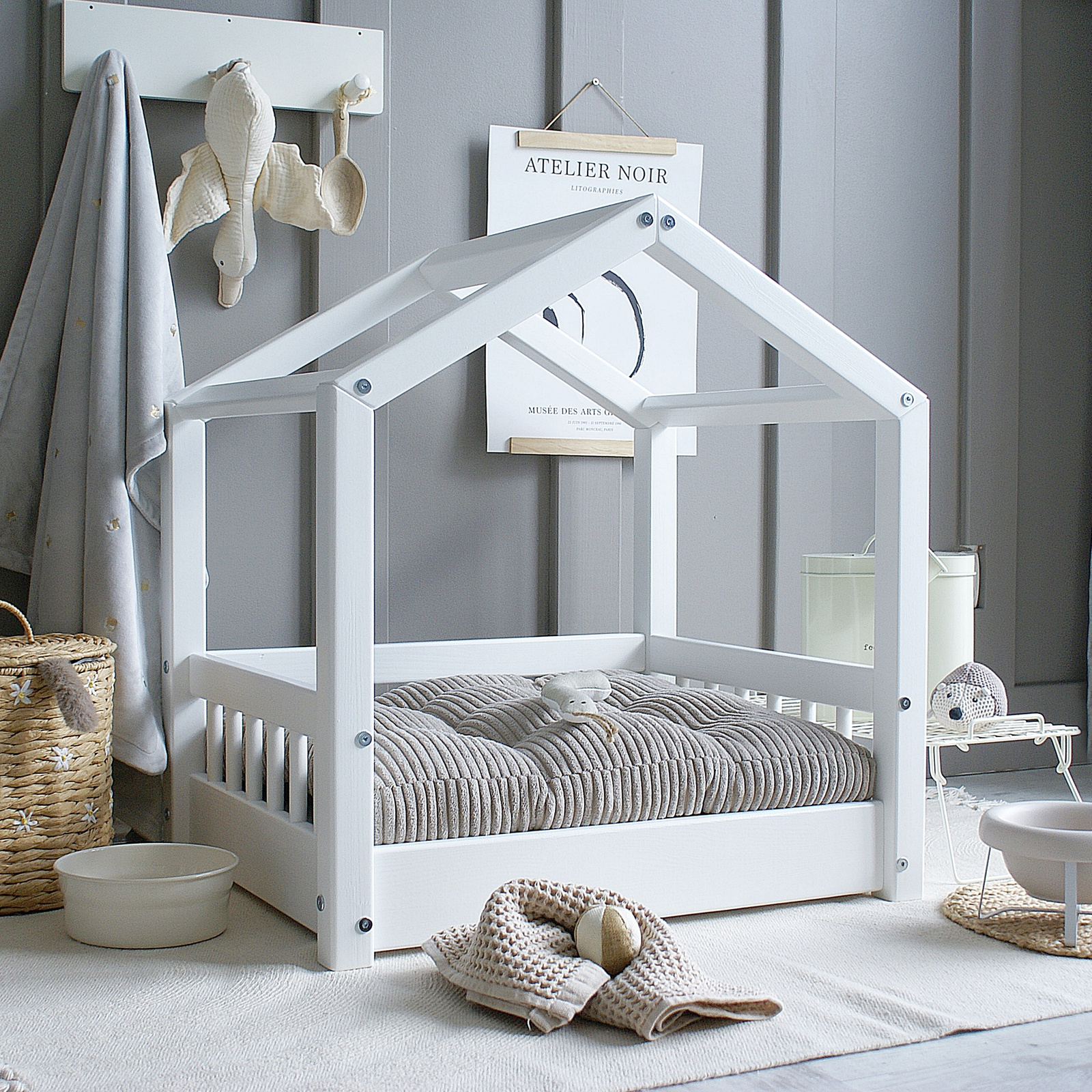 SONY DSC Cozy House Bed White Μεγέθη S-Μ-L - Image 1