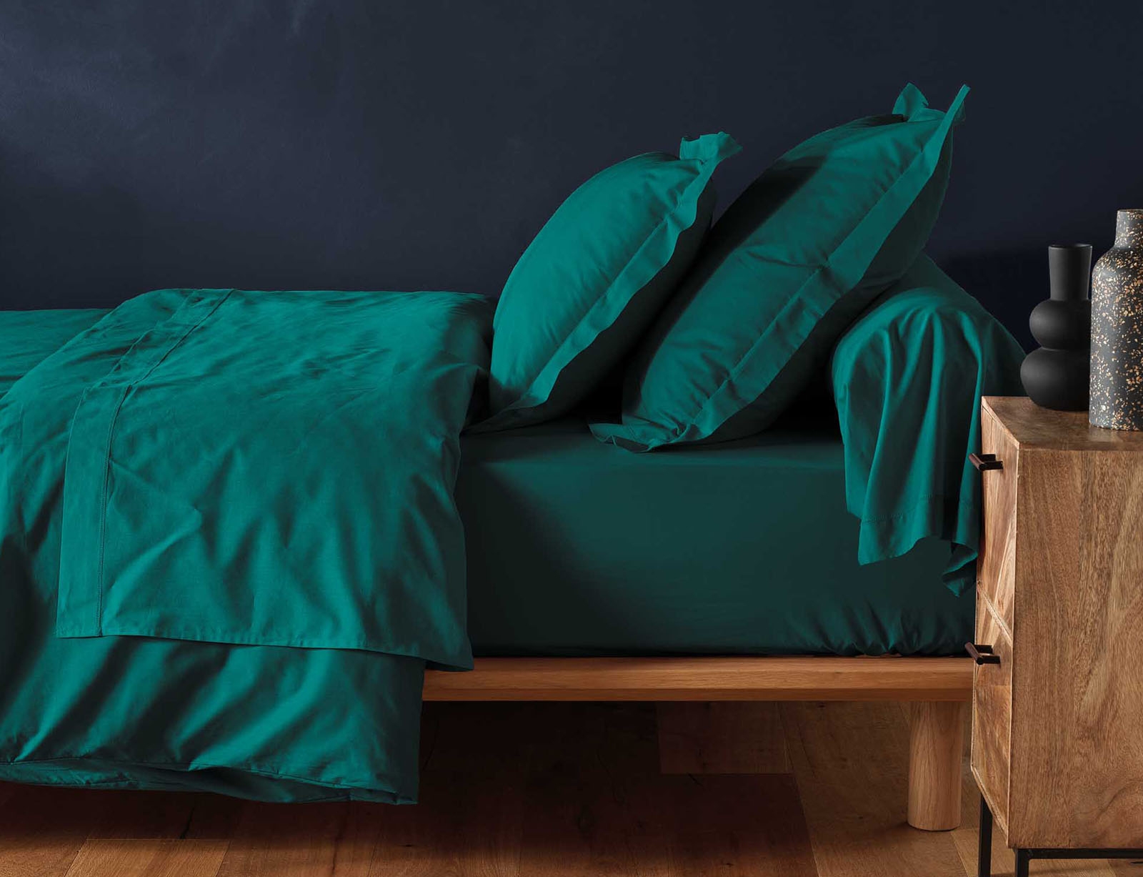 image_returner_extra (7) Σεντόνι με λάστιχο Lina από βαμβάκι-Emerald Green - Image 3